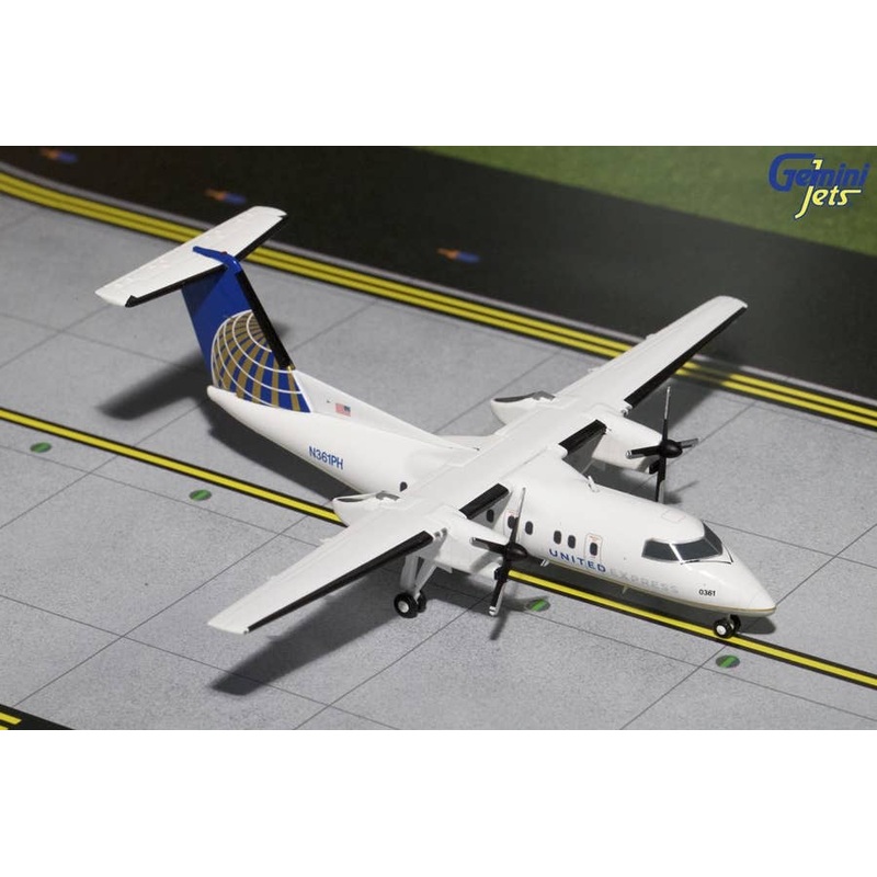 1/200 Dash8-200 United Express N361PH