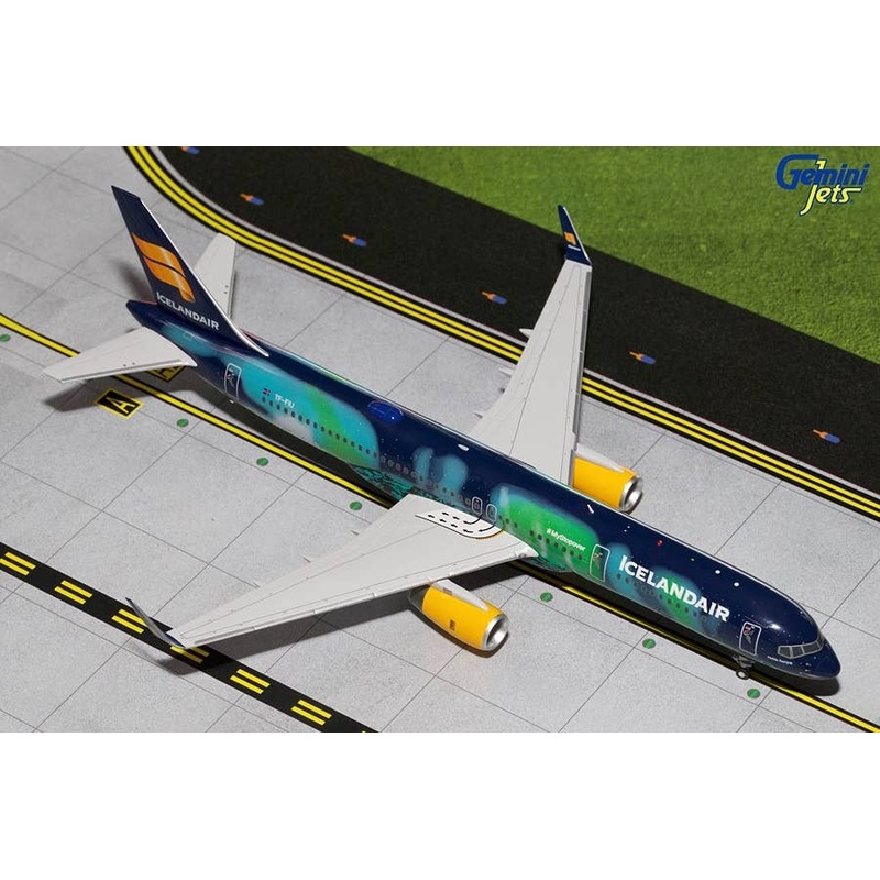 1/200 757-200 Icelandair Hekla Aurora TF-FIU