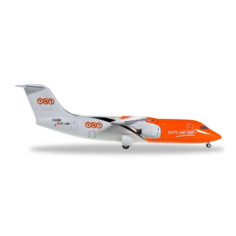 1/200 BAe 146-300QT TNT EC-LMR