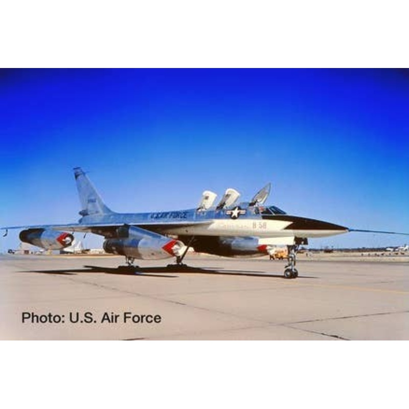 1/200 XB-58 Hustler U.S. Air Force 55-0660 (with Removable Landing Gear)