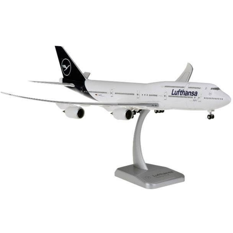 1/200 B747-8 Lufthansa Brandenburg