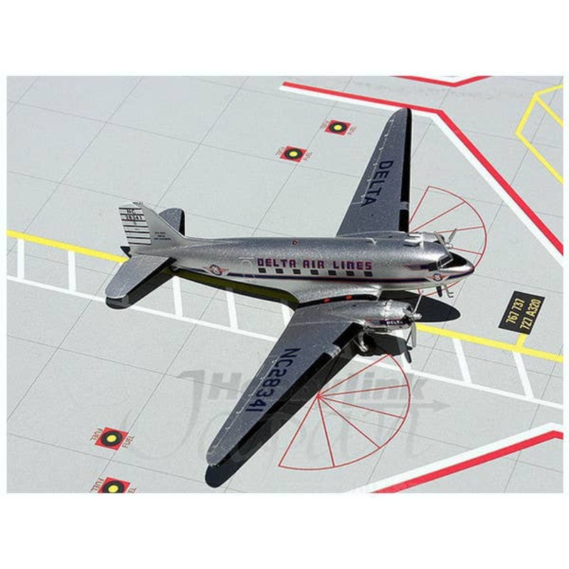 1/200 Douglas DC-3 Delta Air NC29341