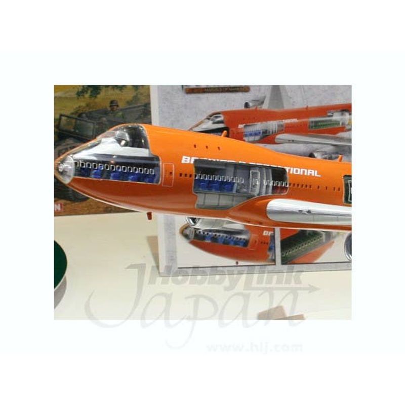 1/144 Braniff International Airways Boeing 747-100 Flying Colors
