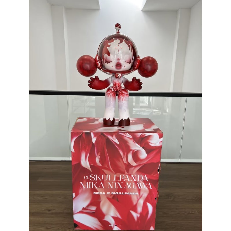 MEGA  SKULLPANDA Mika Ninagawa 1000% Limited Figurine
