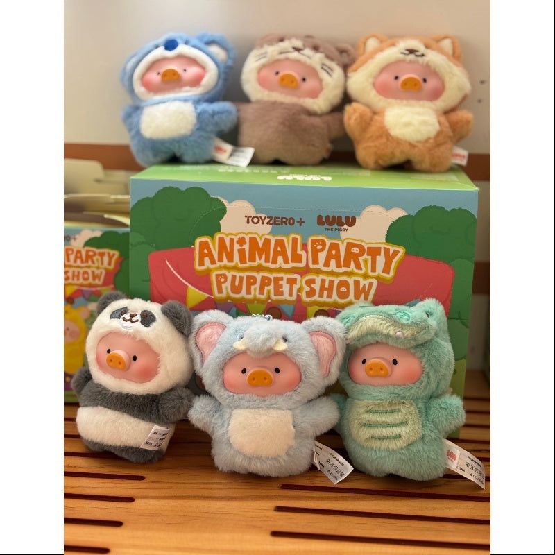 LuLu the Piggy Animal Party Puppet Show PVC Face Plush Keychain Whole Set Opened